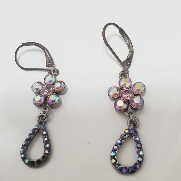 Irridescent Crystal Flower Hook Earrings.Drop Flower Earrings. 🌴 - Picture 5 of 6